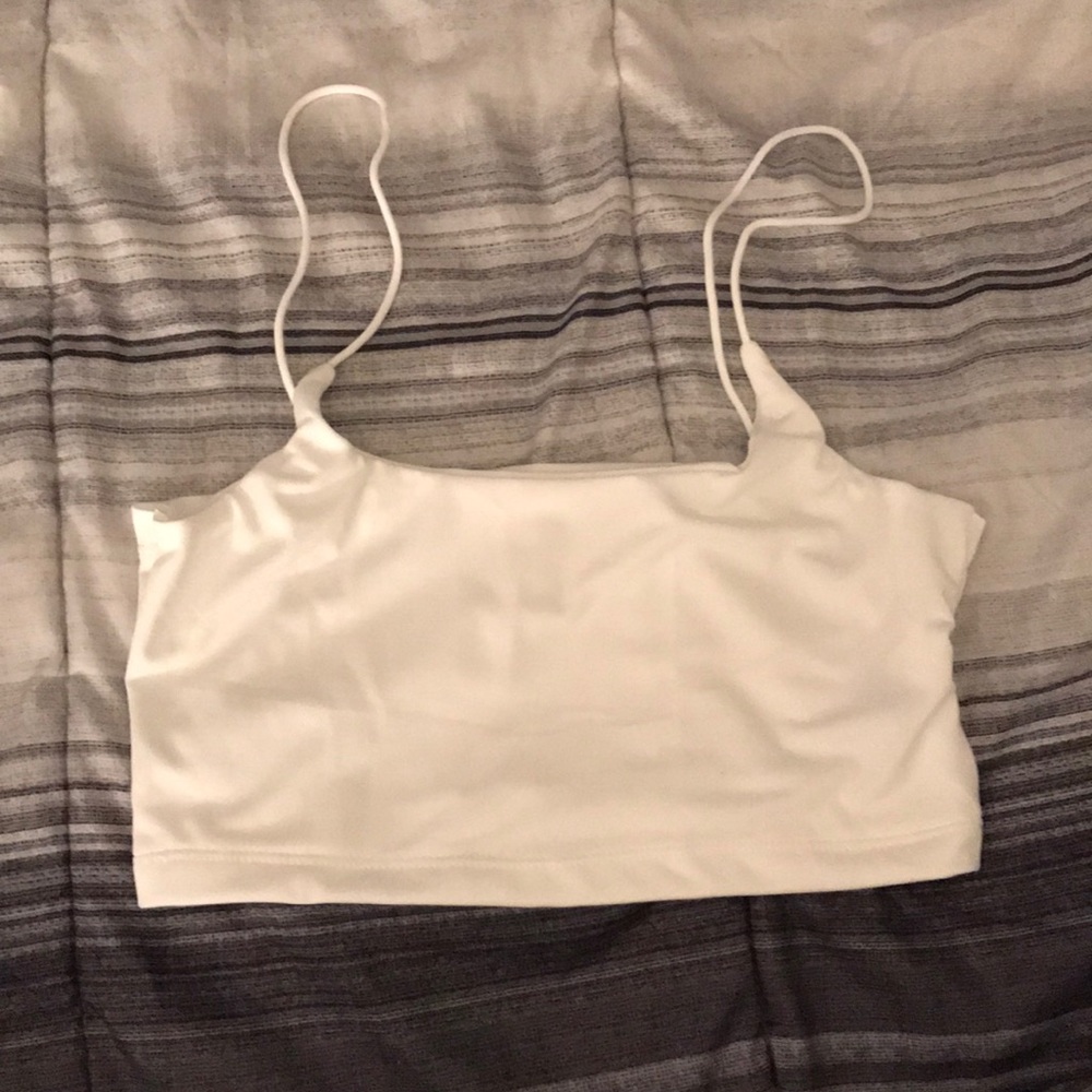 Woman’s crop top shirt